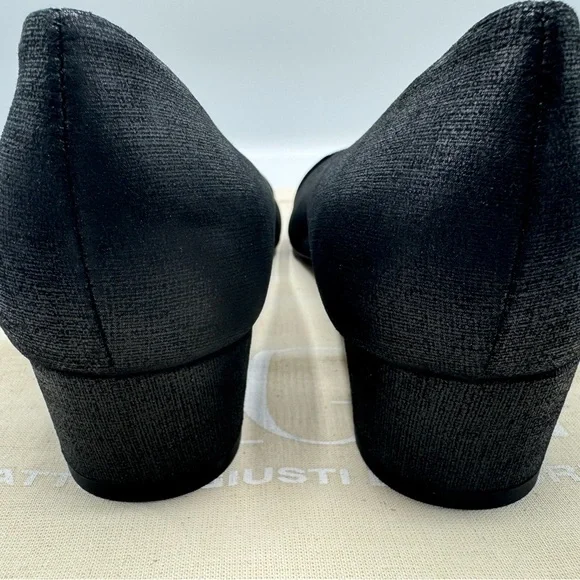 NEW AGL Attilio Giusti LeombruniNERO Low Heel Suede Pumps